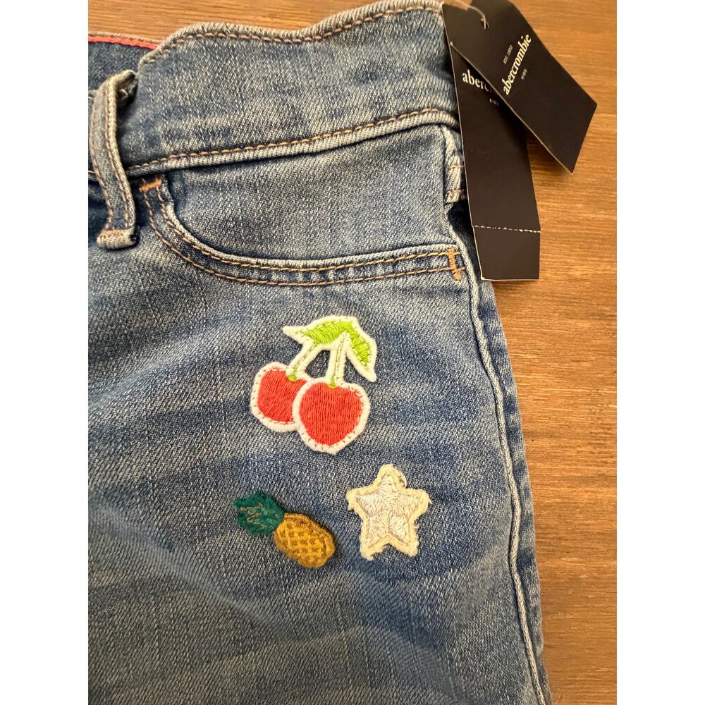Abercrombie Kids Denim Shorts 11/12 Cherry Patch Button Fly Cutoff Shorts NWT - Picture 3 of 5